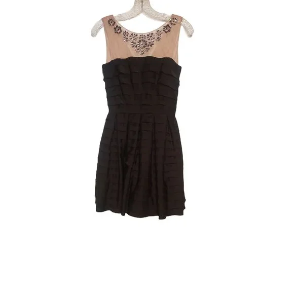 green emerald velvet dress BCBG Max Azria main image 1